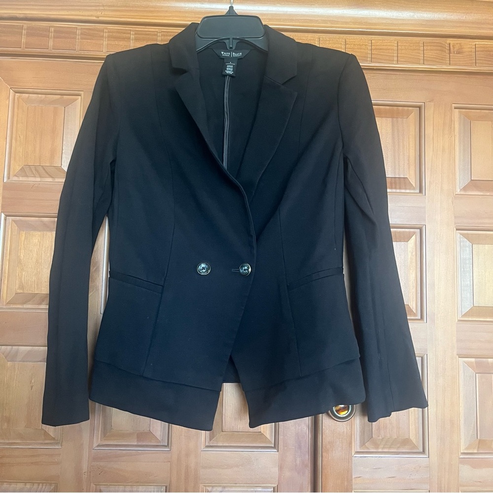 White House Black Market Black Tailored Blazer Size 4 “Like New”